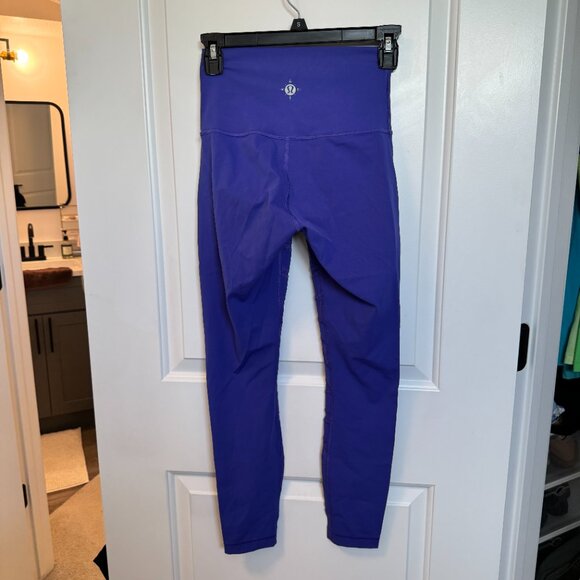 *RARE* Lululemon Wanderlust Highest Times Tight - Picture 2 of 3
